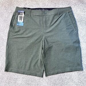 NWT Hang Ten men’s army green hybrid shorts size 36